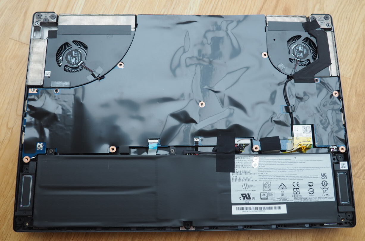 How to replace and fix MSI Delta 15 MS-15CK bottom case D cover blue (MSI Delta 15 A5EFK)